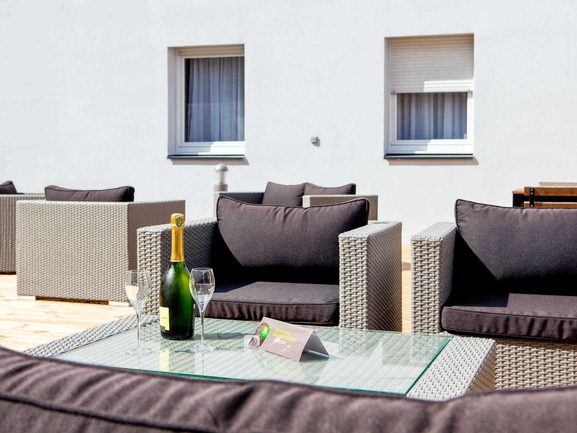 Ibis Styles Chalons En Champagne Centre Hotell Exteriör bild